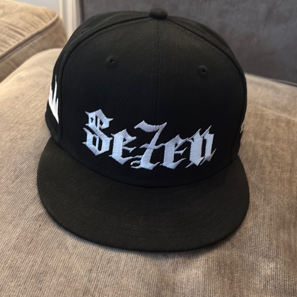 Black Strange Se7en Baseball Hat